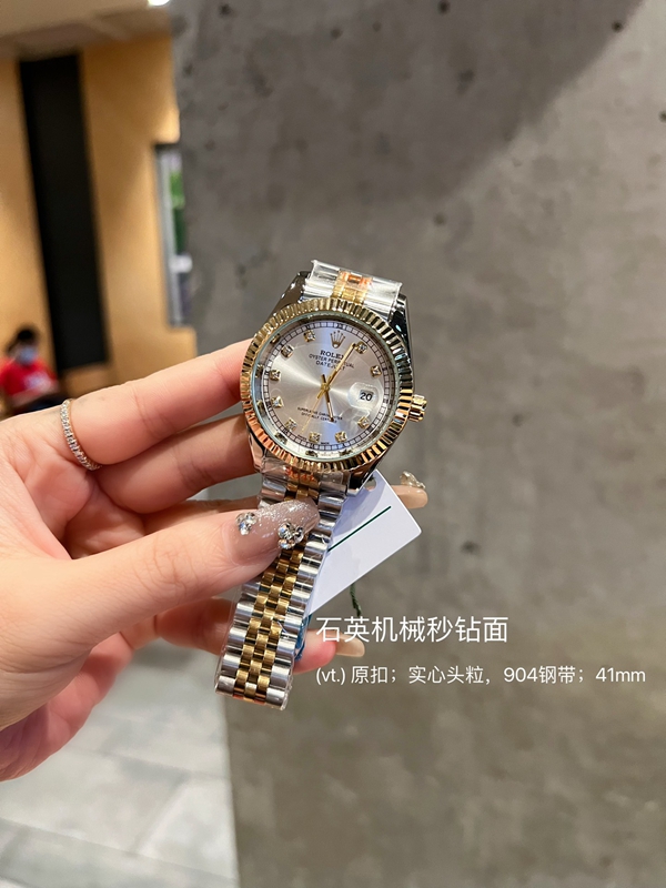 ブランド時計角部分ディテール